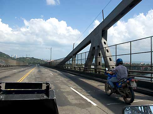 Brücke nach Panama-City